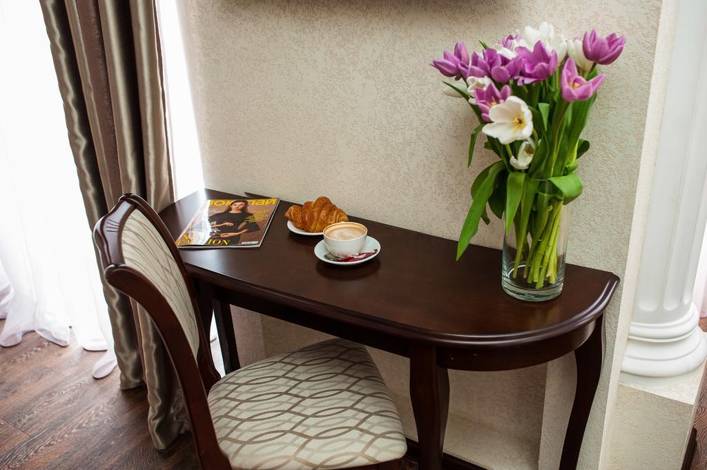 Zenith Hotel Odesa Room photo