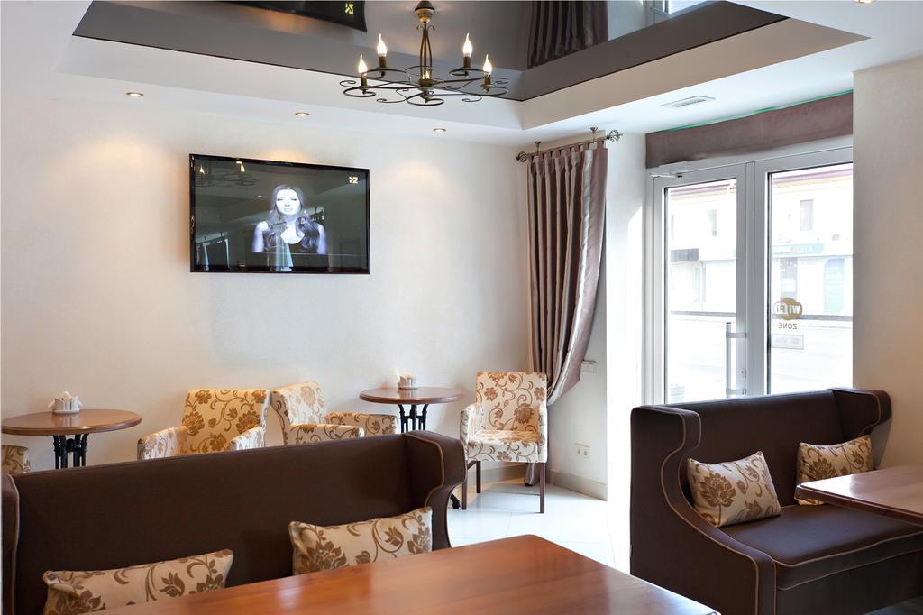 Zenith Hotel Odesa Exterior photo
