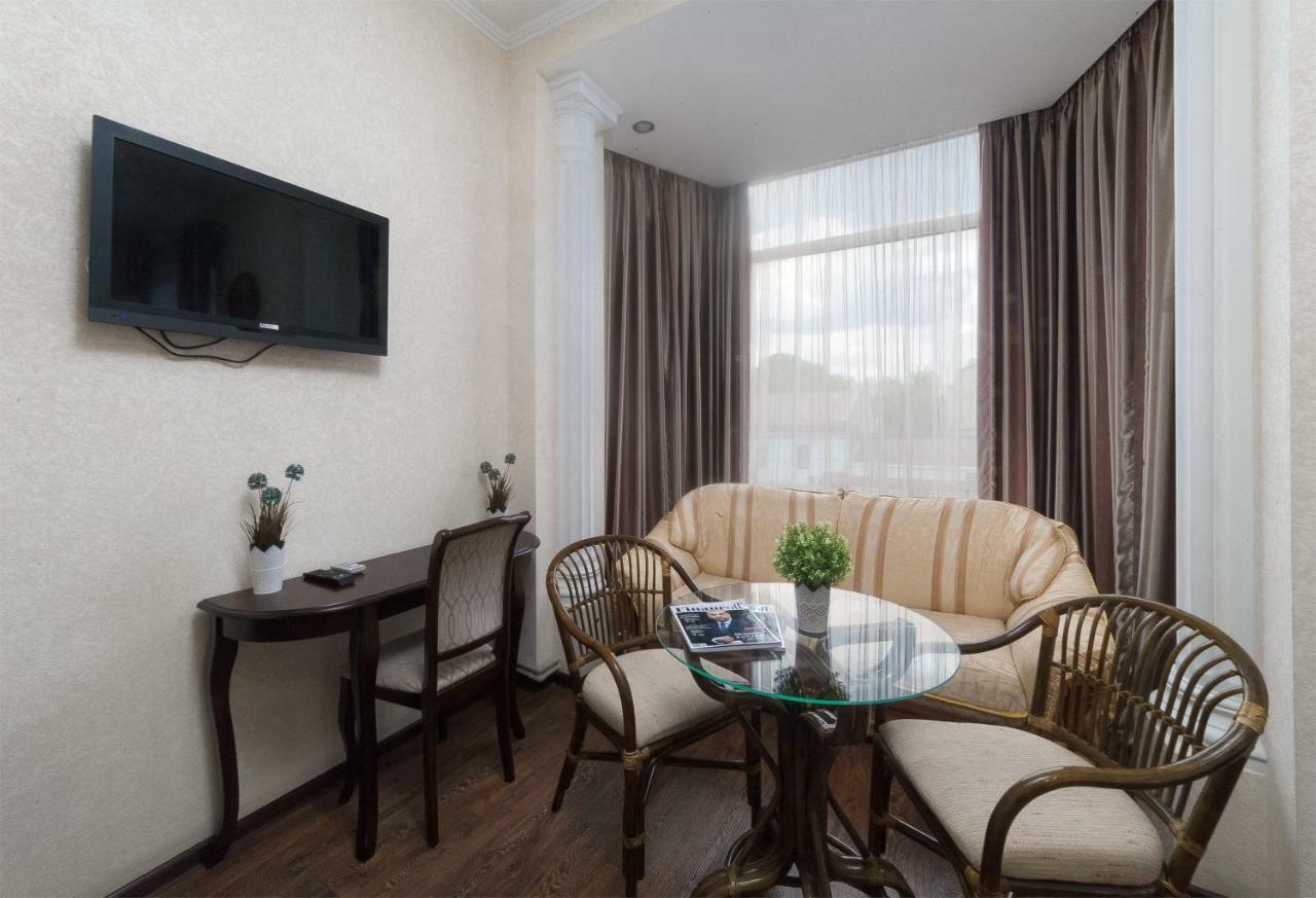 Zenith Hotel Odesa Exterior photo